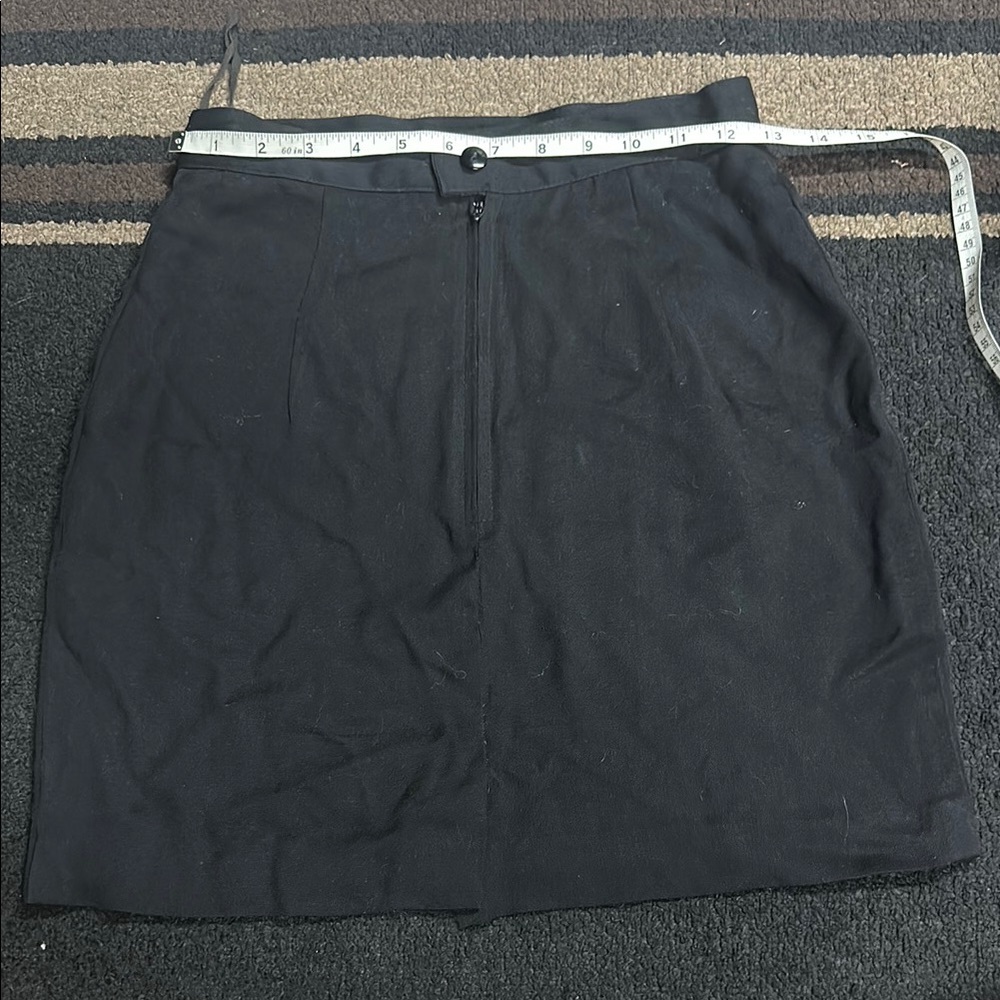 Elegant Black Women's Skirt
